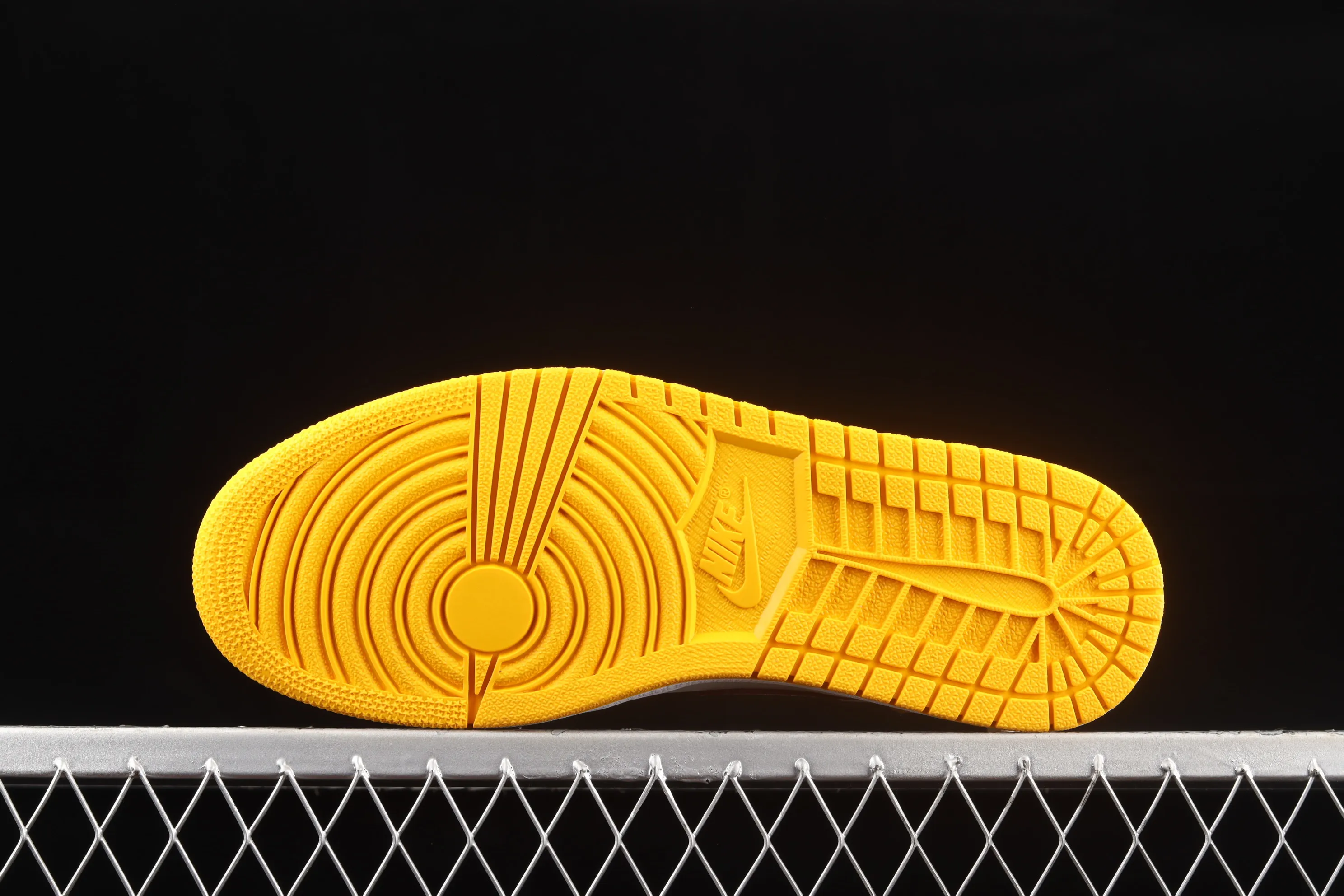All categories Air Jordan Jordan series basketball shoes Air Jordan 1 High X version Air Jordan High OG "Brotherhood" AJ1 Joe 1 White Purple Gold Brotherhood 555088-706